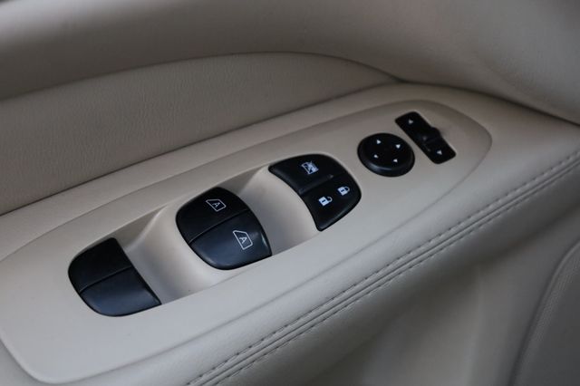 2014 Nissan Pathfinder  - 22949461 - 35