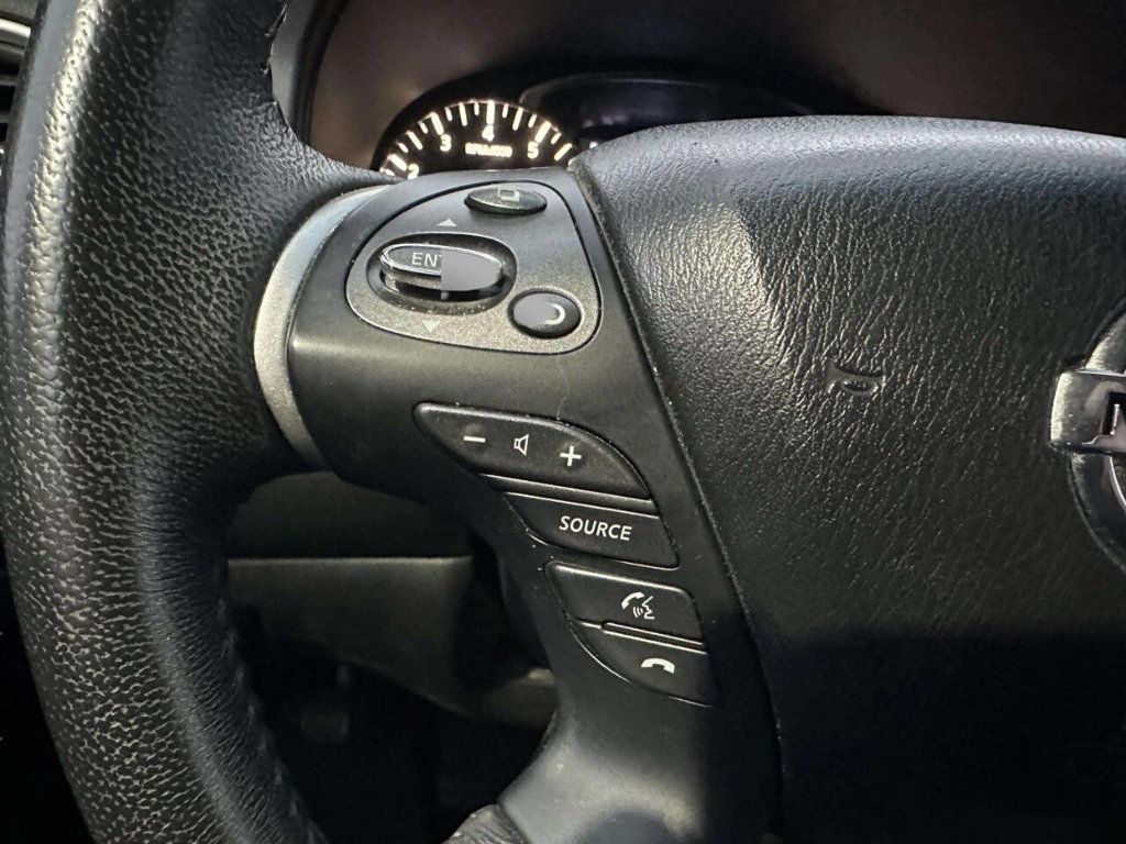 2014 Nissan Pathfinder 2WD 4dr SL - 22963899 - 25