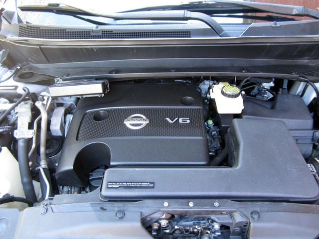 2014 Nissan Pathfinder SV photo 20