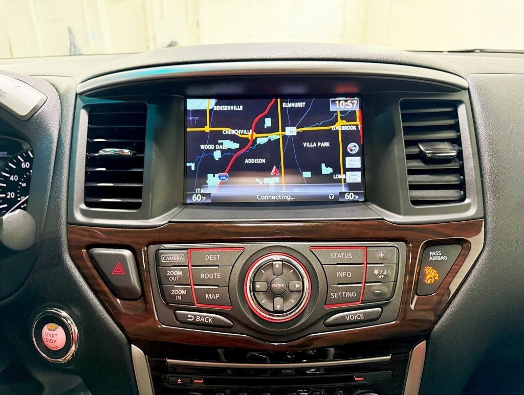 2014 Nissan Pathfinder Platinum photo 16