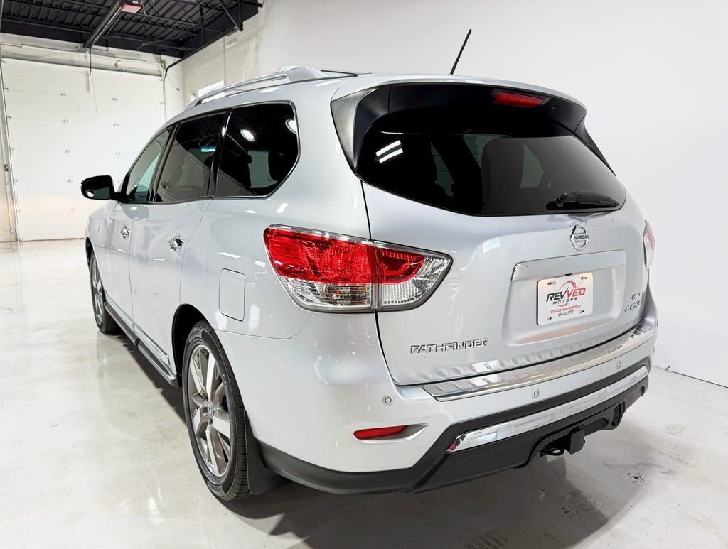 2014 Nissan Pathfinder Platinum photo 5