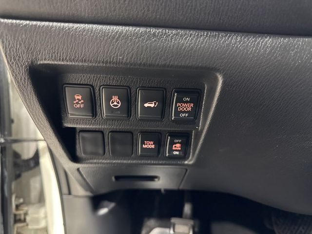 2014 Nissan Pathfinder 4WD 4dr Platinum - 22987593 - 13