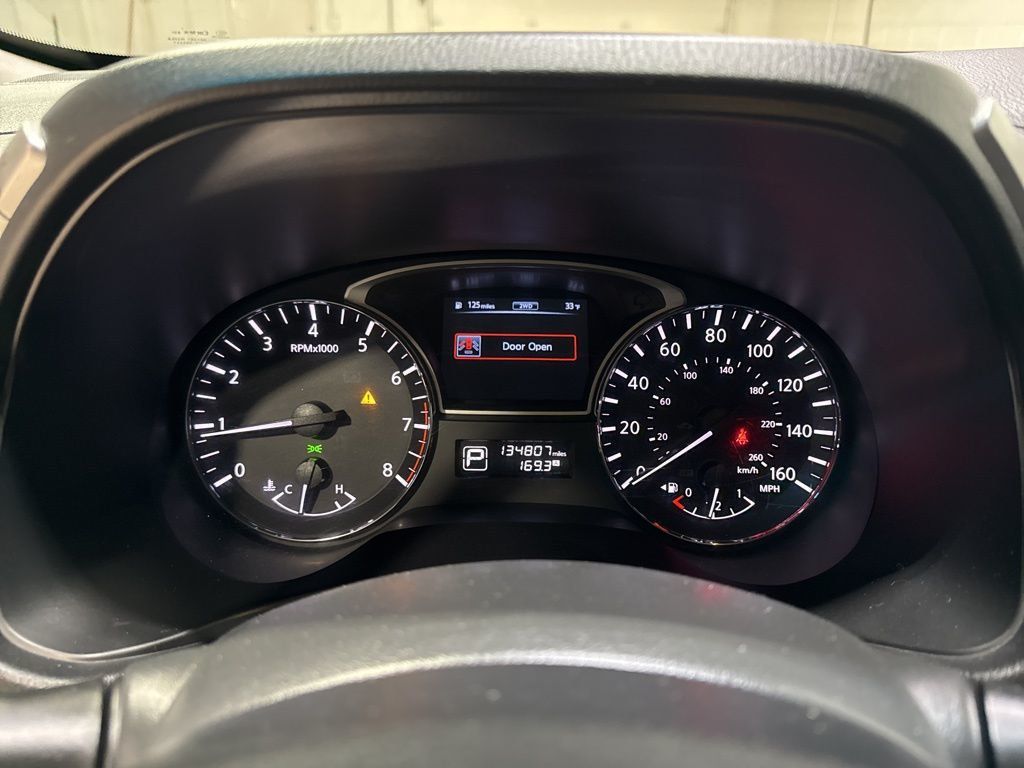 2014 Nissan Pathfinder 4WD 4dr Platinum - 22987593 - 14