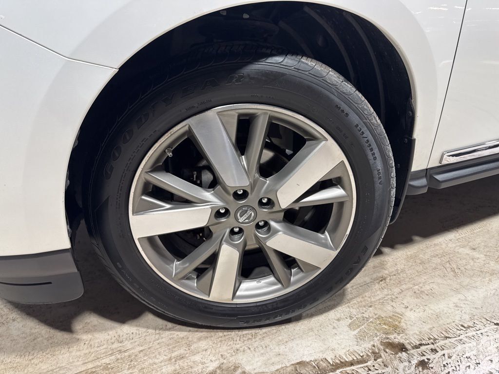 2014 Nissan Pathfinder 4WD 4dr Platinum - 22987593 - 1