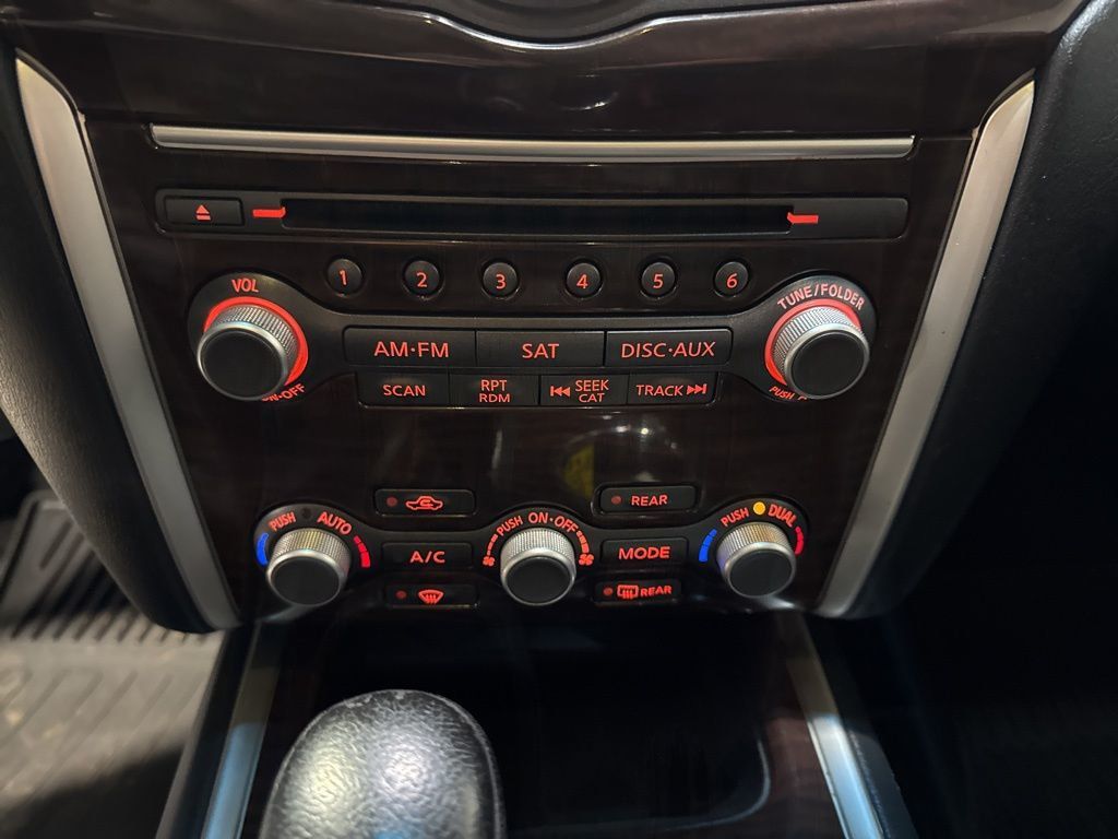 2014 Nissan Pathfinder 4WD 4dr Platinum - 22987593 - 20