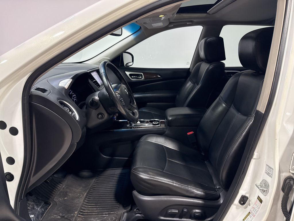 2014 Nissan Pathfinder 4WD 4dr Platinum - 22987593 - 26