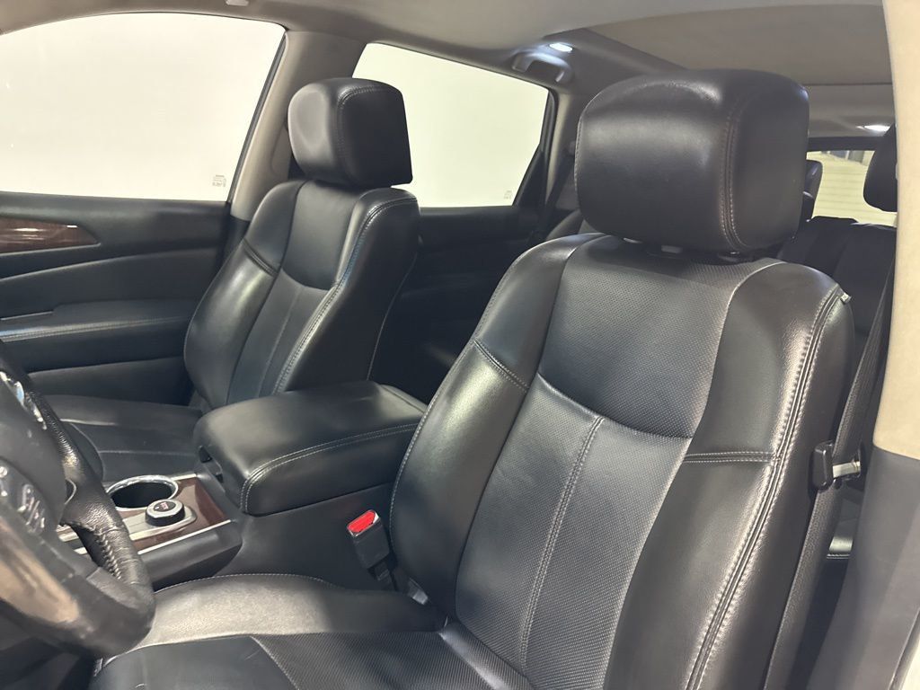 2014 Nissan Pathfinder 4WD 4dr Platinum - 22987593 - 30