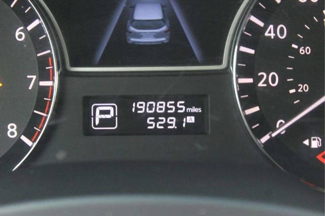 2014 Nissan Pathfinder 4WD 4dr Platinum - 23012843 - 7