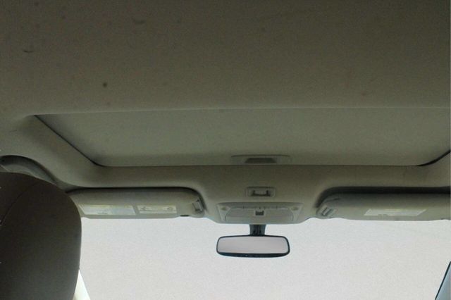 2014 Nissan Pathfinder 4WD 4dr SL - 23004558 - 8