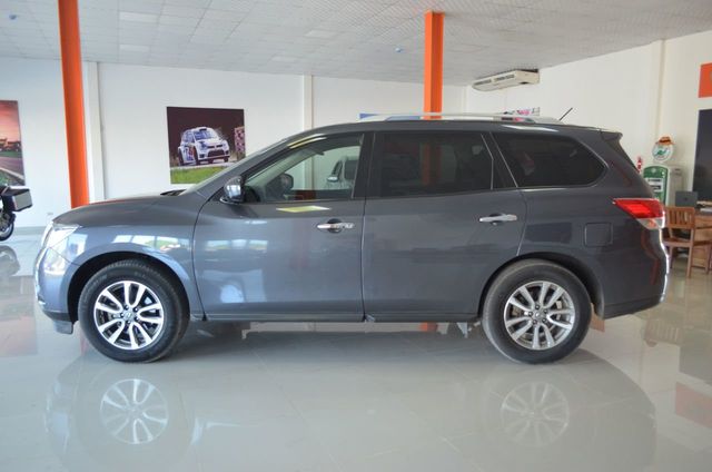 2014 Nissan Pathfinder 4X4 V6  7 Pasajeros  - 19822047 - 2