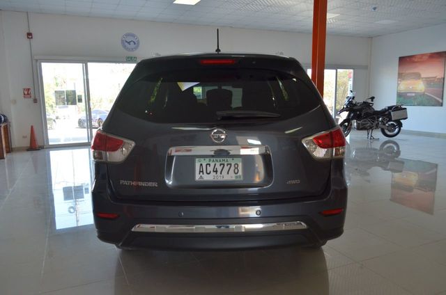 2014 Nissan Pathfinder 4X4 V6  7 Pasajeros  - 19822047 - 4
