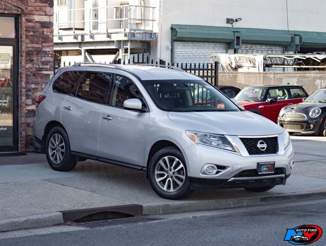 2014 Nissan Pathfinder ONE OWNER, SV, 4X4, TRAILER TOW PKG, BACKUP CAM, SPLASH GUARDS - 22607181 - 5