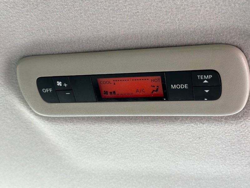 2014 Nissan Quest 4dr S - 22904666 - 21