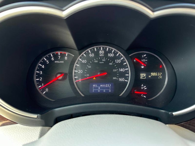 2014 Nissan Quest 4dr S - 22904666 - 40