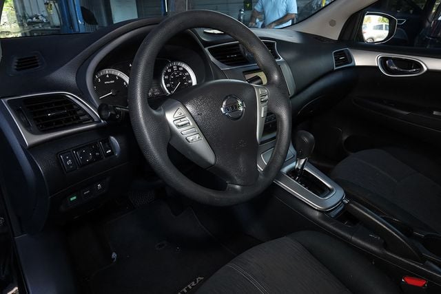 2014 NISSAN SENTRA 4dr Sedan I4 CVT SV - 23065582 - 15