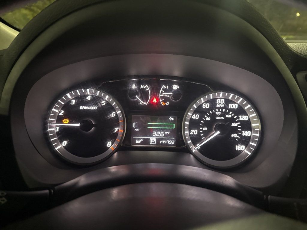 2014 Nissan Sentra 4dr Sedan I4 CVT SV - 22939106 - 5