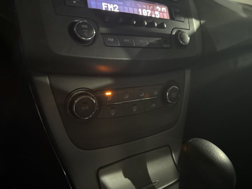 2014 Nissan Sentra 4dr Sedan I4 CVT SV - 22939106 - 7