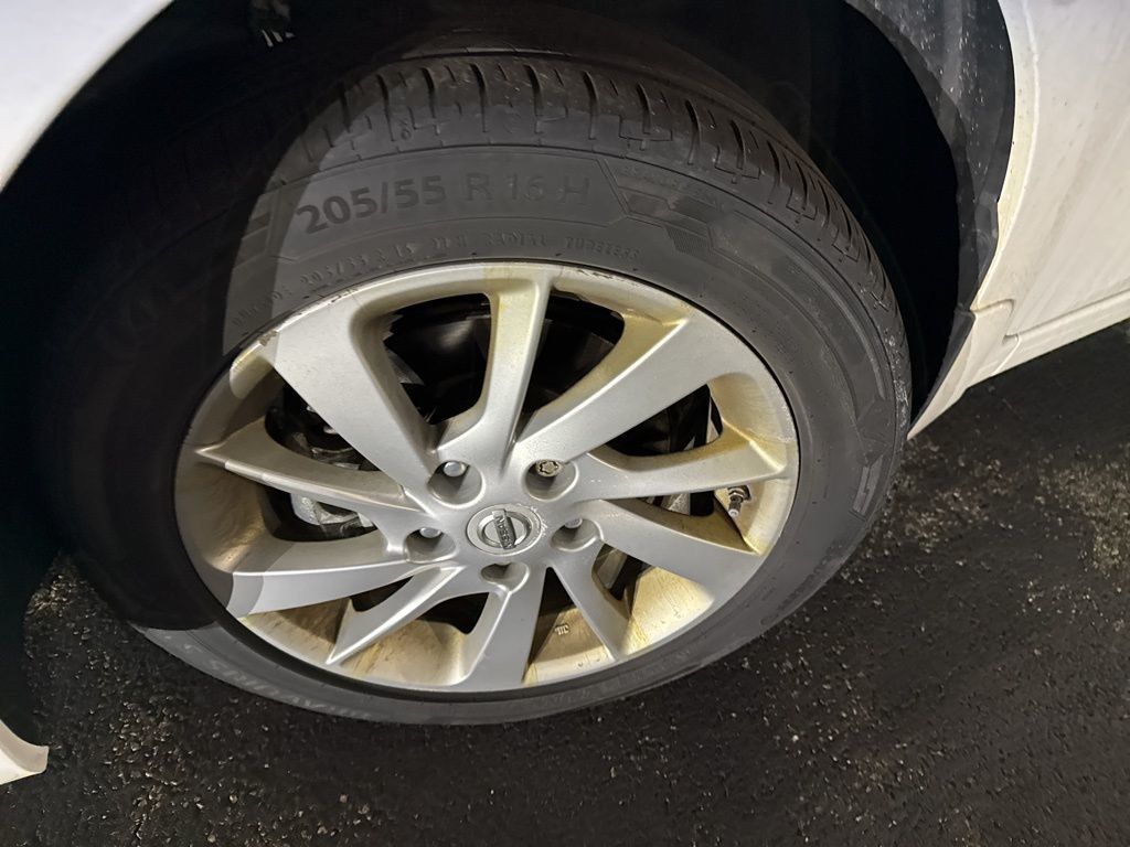 2014 Nissan Sentra 4dr Sedan I4 CVT SV - 22995152 - 1