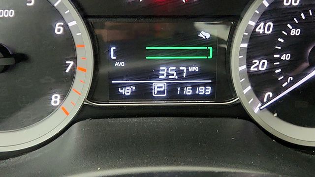 2014 Nissan Sentra 4dr Sedan I4 CVT SV - 22946535 - 12