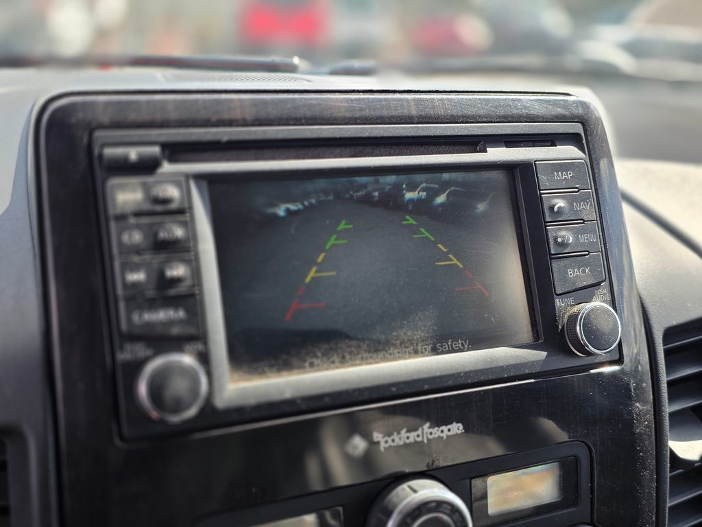 2014 Nissan Titan 2WD Crew Cab SWB SL - 22990380 - 8