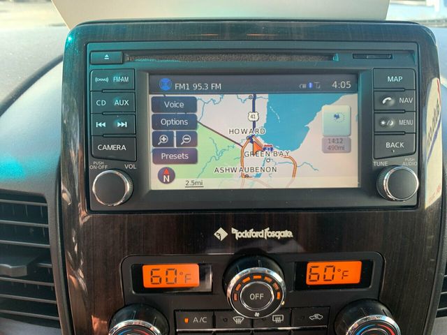 2014 Nissan Titan 4WD Crew Cab SWB SL - 20223738 - 10