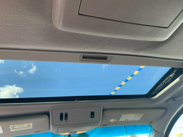 2014 Nissan Titan 4WD Crew Cab SWB SL - 20223738 - 13