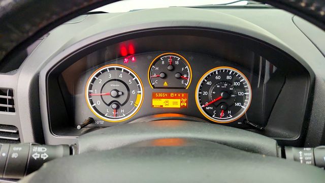 2014 Nissan Titan 4WD Crew Cab SWB SV - 23062328 - 13