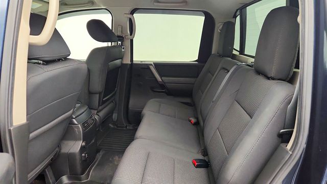 2014 Nissan Titan 4WD Crew Cab SWB SV - 23062328 - 19