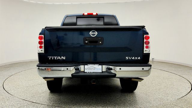 2014 Nissan Titan 4WD Crew Cab SWB SV - 23062328 - 5