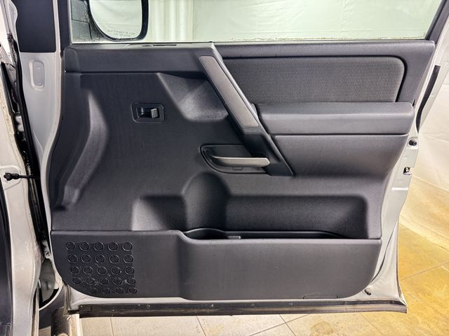 2014 Nissan Titan PRO-4X CREW CAB 4WD - 23056247 - 14