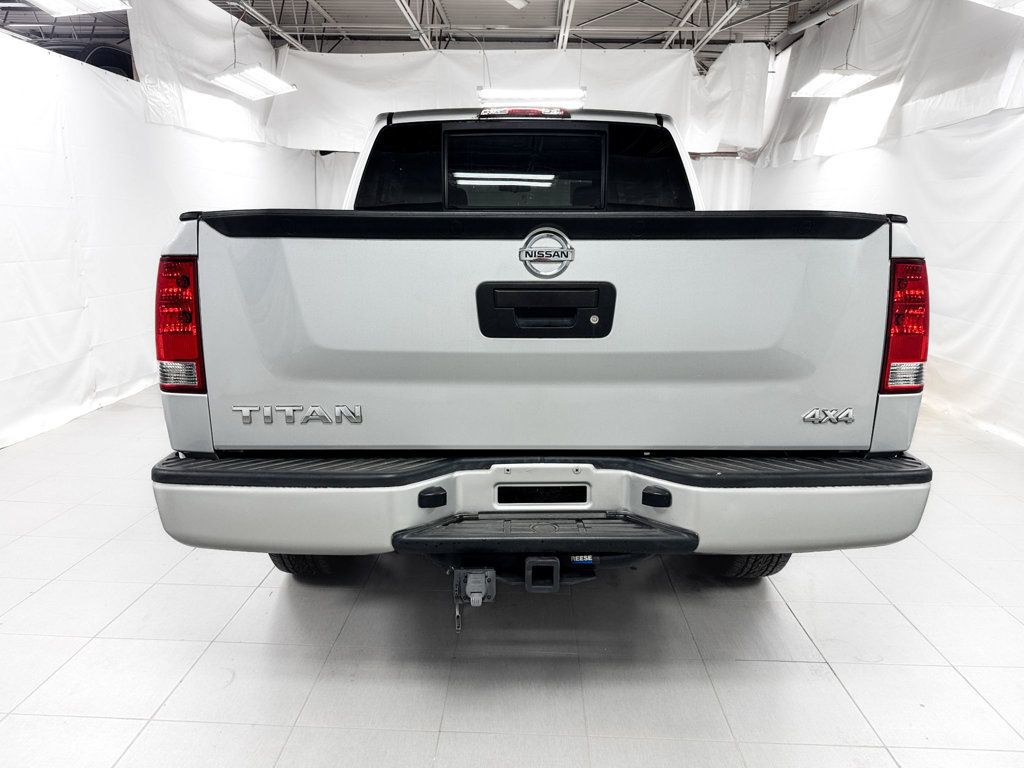 2014 Nissan Titan PRO-4X CREW CAB 4WD - 23056247 - 4