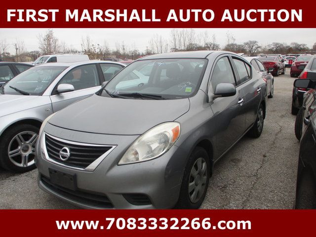 2014 Nissan Versa 4dr Sedan Automatic 1.6 S - 22951922 - 1