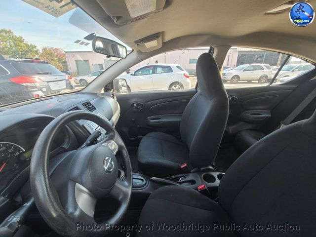 2014 Nissan Versa 4dr Sedan Automatic 1.6 S - 22933412 - 6