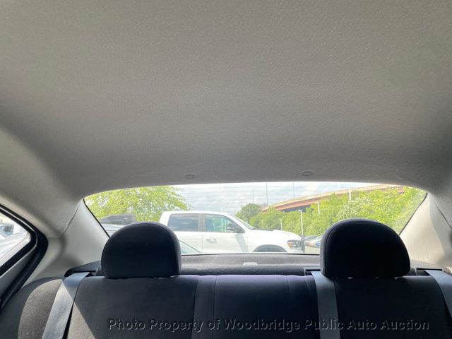 2014 Nissan Versa 4dr Sedan Automatic 1.6 S - 23060247 - 9