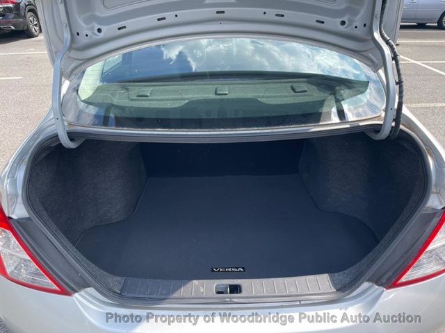 2014 Nissan Versa 4dr Sedan Automatic 1.6 S - 23060247 - 10