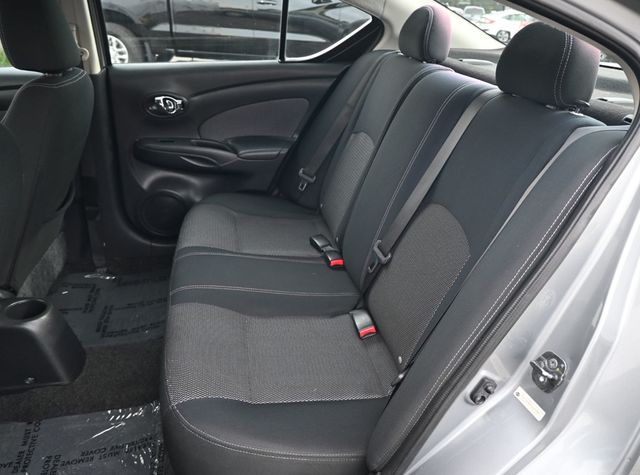 2014 Nissan Versa 4dr Sedan CVT 1.6 SV - 22968121 - 10