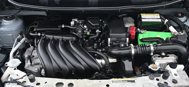 2014 Nissan Versa 4dr Sedan CVT 1.6 SV - 22968121 - 13