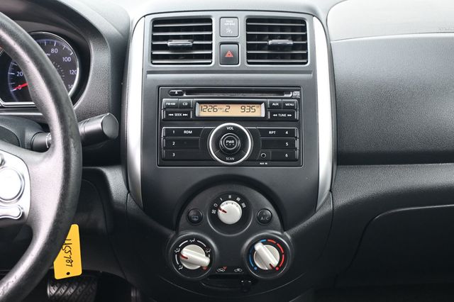 2014 Nissan Versa 4dr Sedan CVT 1.6 SV - 22968121 - 7