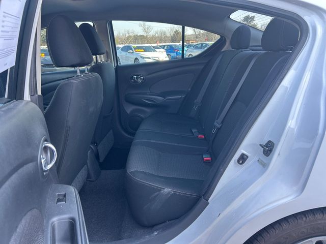 2014 Nissan Versa 4dr Sedan CVT 1.6 SV - 22983088 - 6