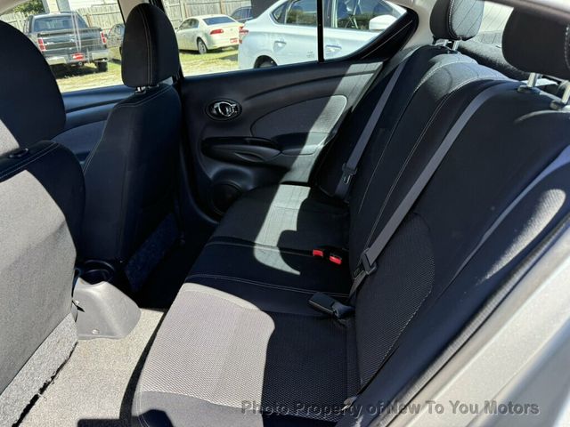 2014 Nissan Versa 4dr Sedan CVT 1.6 SV - 23097020 - 4