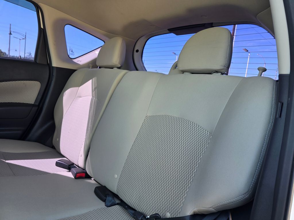 2014 Nissan Versa Note 5dr Hatchback CVT 1.6 SV - 23002568 - 17