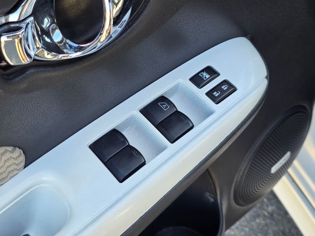 2014 Nissan Versa Note 5dr Hatchback CVT 1.6 SV - 23002568 - 21