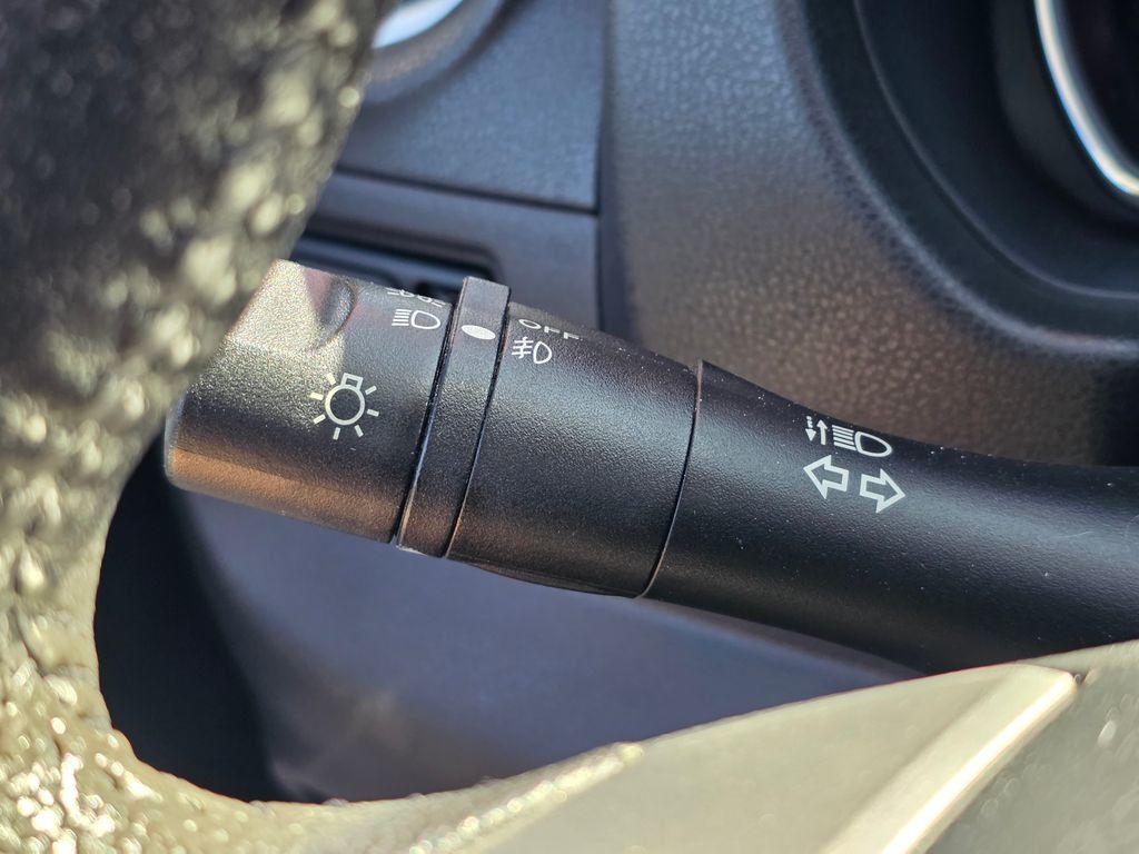 2014 Nissan Versa Note 5dr Hatchback CVT 1.6 SV - 23002568 - 34