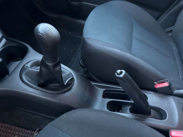 2014 Nissan Versa Note 5dr Hatchback Manual 1.6 S - 23101777 - 6