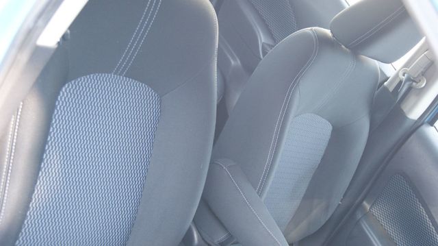 2014 Nissan Versa Note JUST SERVICED VERY CLEAN INSIDE AND OUT  - 22891403 - 21