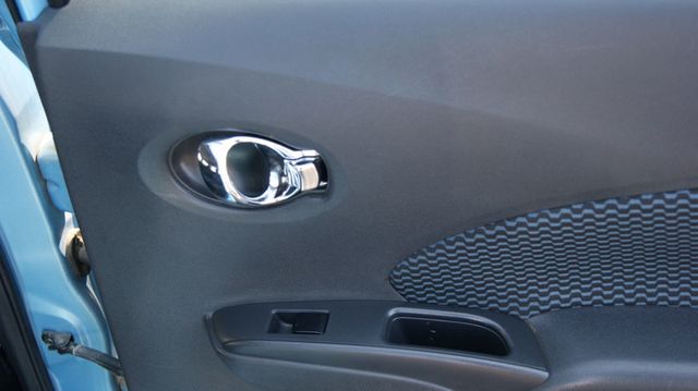 2014 Nissan Versa Note JUST SERVICED VERY CLEAN INSIDE AND OUT  - 22891403 - 23