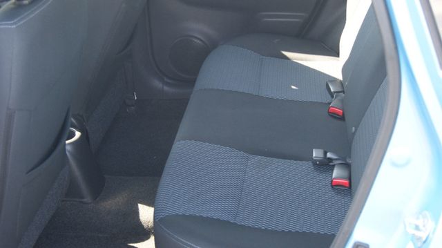 2014 Nissan Versa Note JUST SERVICED VERY CLEAN INSIDE AND OUT  - 22891403 - 31