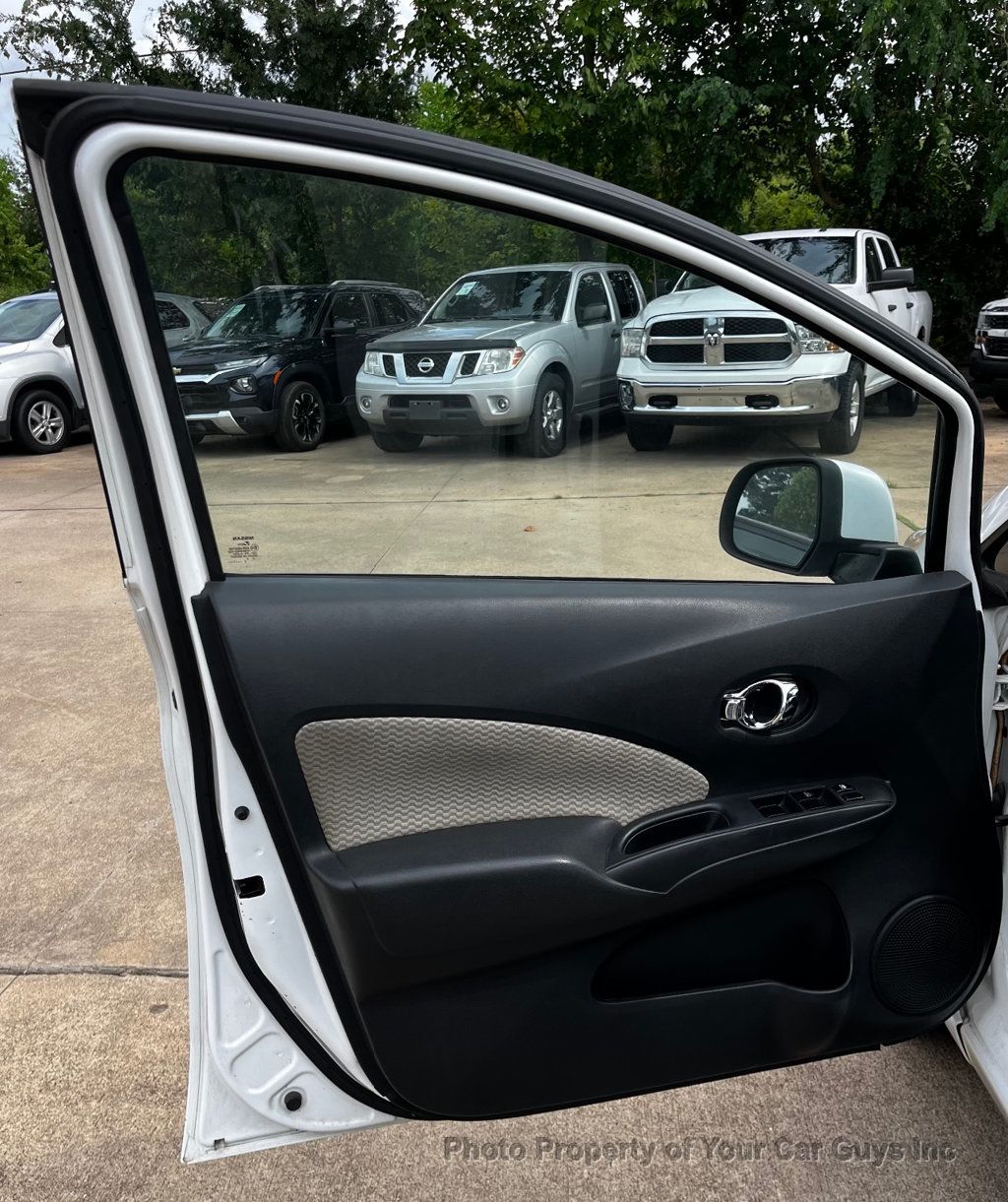 2014 Nissan Versa Note SV - 23075214 - 19