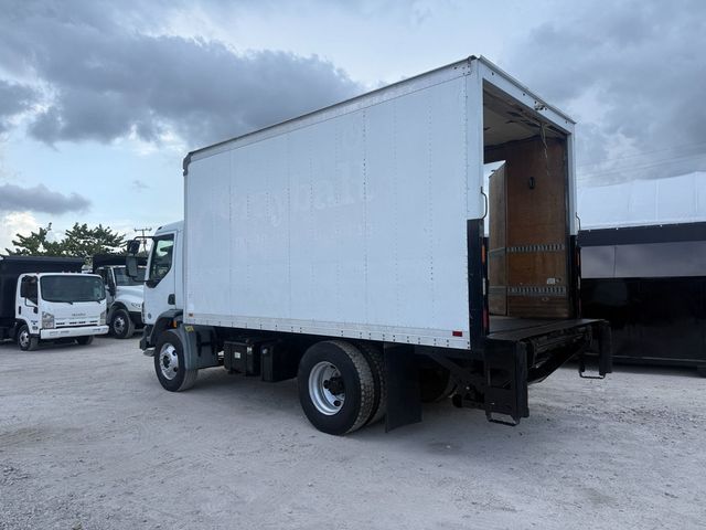 2014 Peterbilt 220 Box Truck With Side Door and Liftgate  - 23070037 - 2