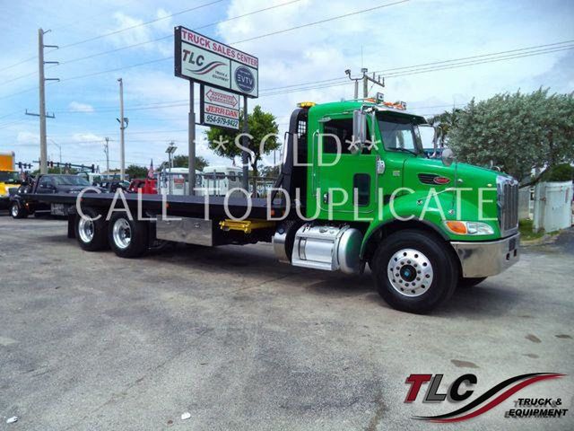 2014 Peterbilt 348 TANDEM AXLE.. CENTURY 28FT INDUSTRIAL 15 TON ROLLBACK - 21959018 - 0